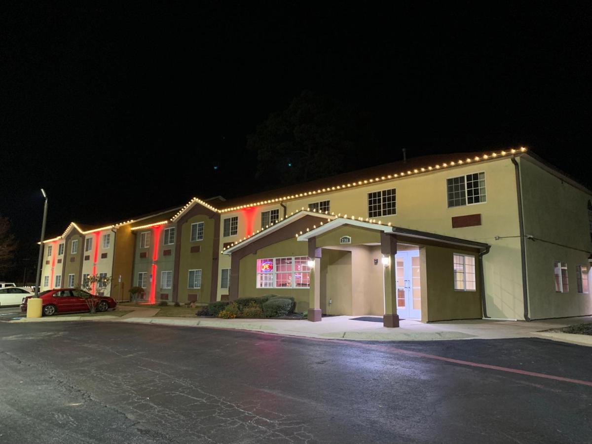 Hometown Inn & Suites Longview Extérieur photo