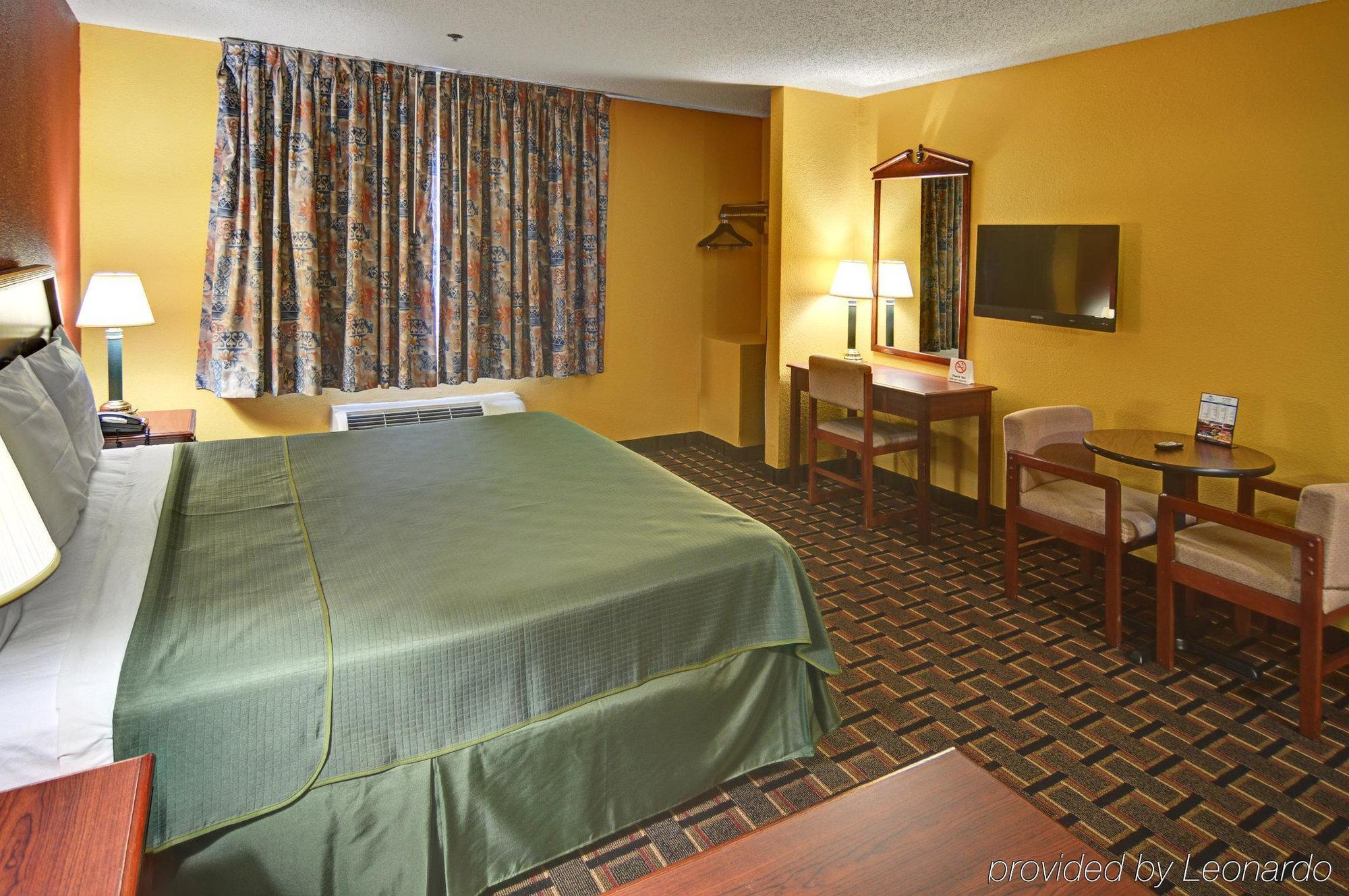 Hometown Inn & Suites Longview Extérieur photo