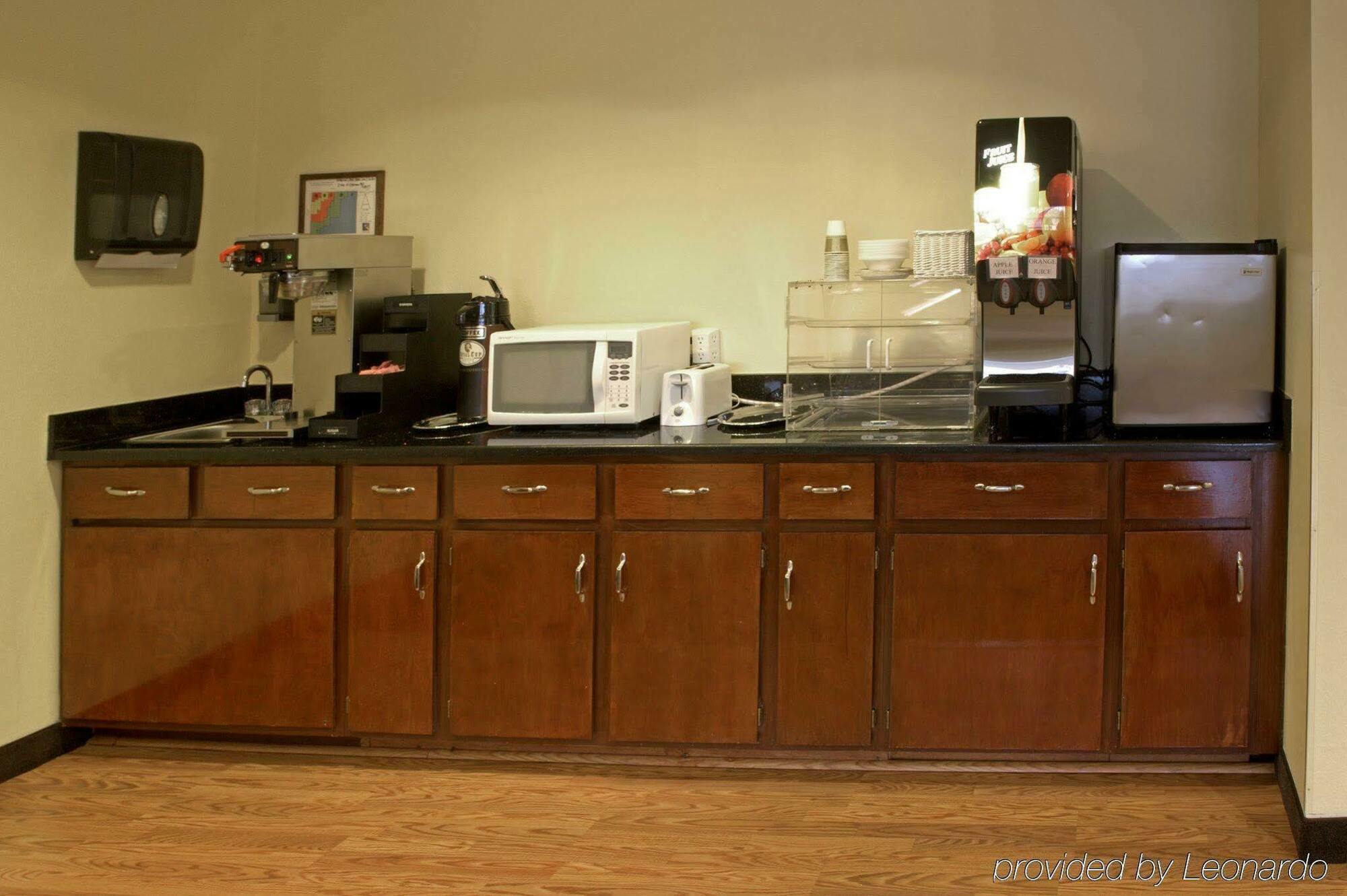 Hometown Inn & Suites Longview Extérieur photo
